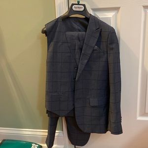 3 piece boys suit